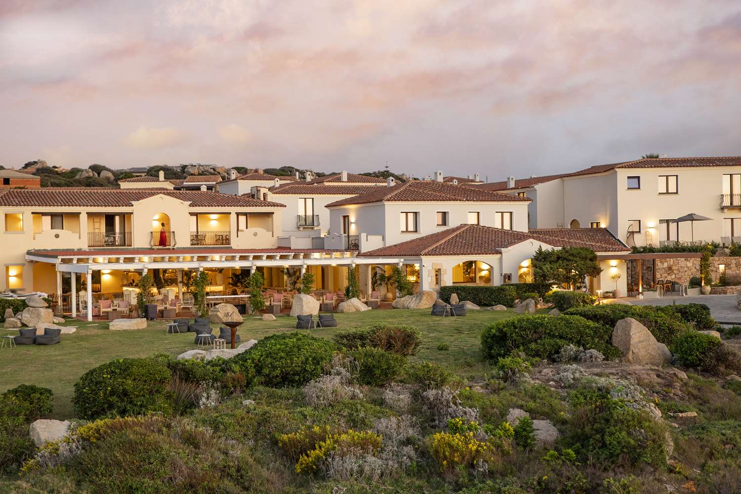 Mangia's Santa Teresa Sardinia, Curio Collection by Hilton 2