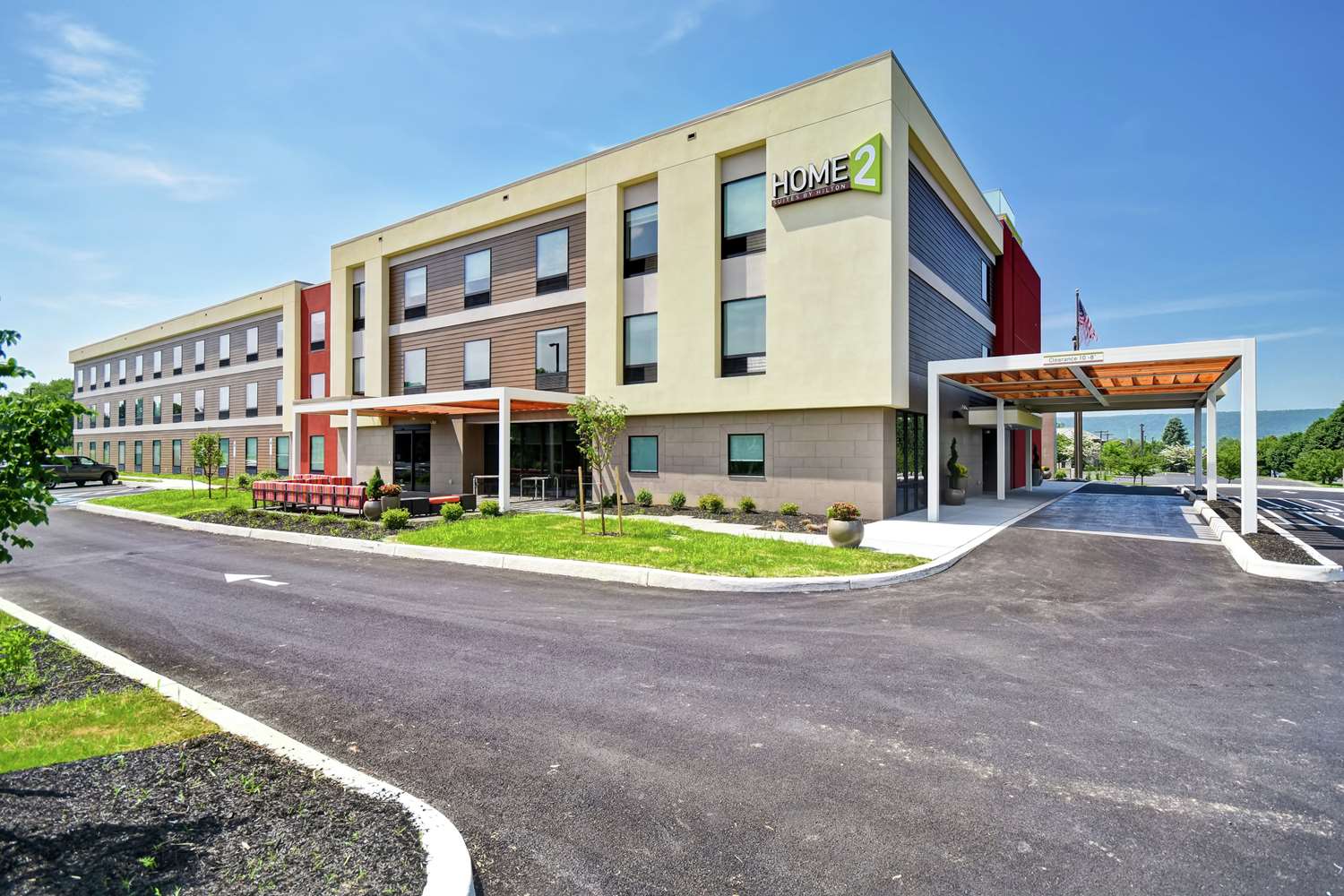 Home2 Suites by Hilton Mechanicsburg 1