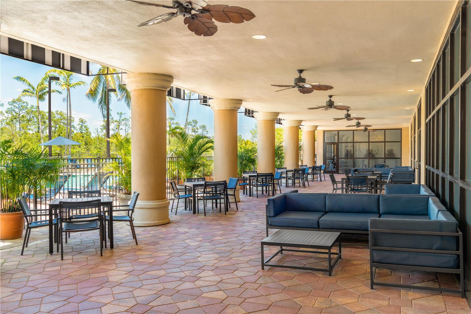 Embassy Suites by Hilton Fort Myers Estero 2