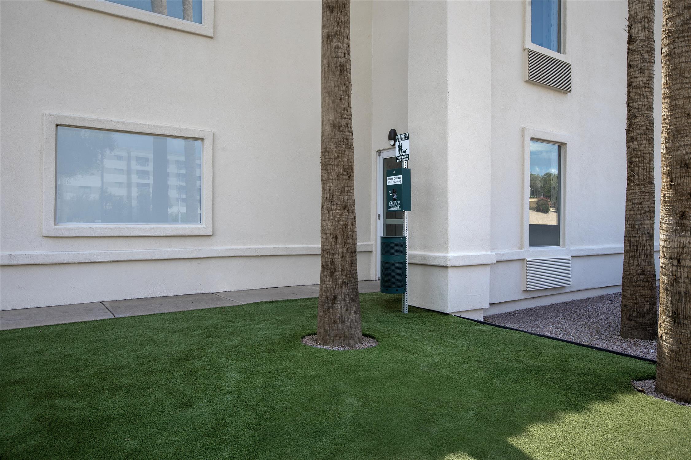 Home2 Suites by Hilton Scottsdale Old Town 2