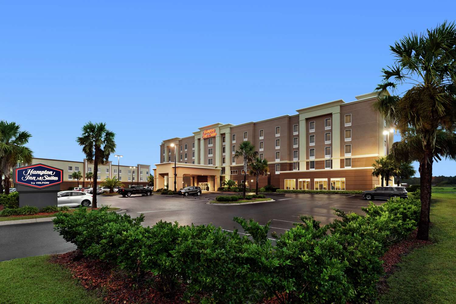 Hampton Inn & Suites Brunswick 2