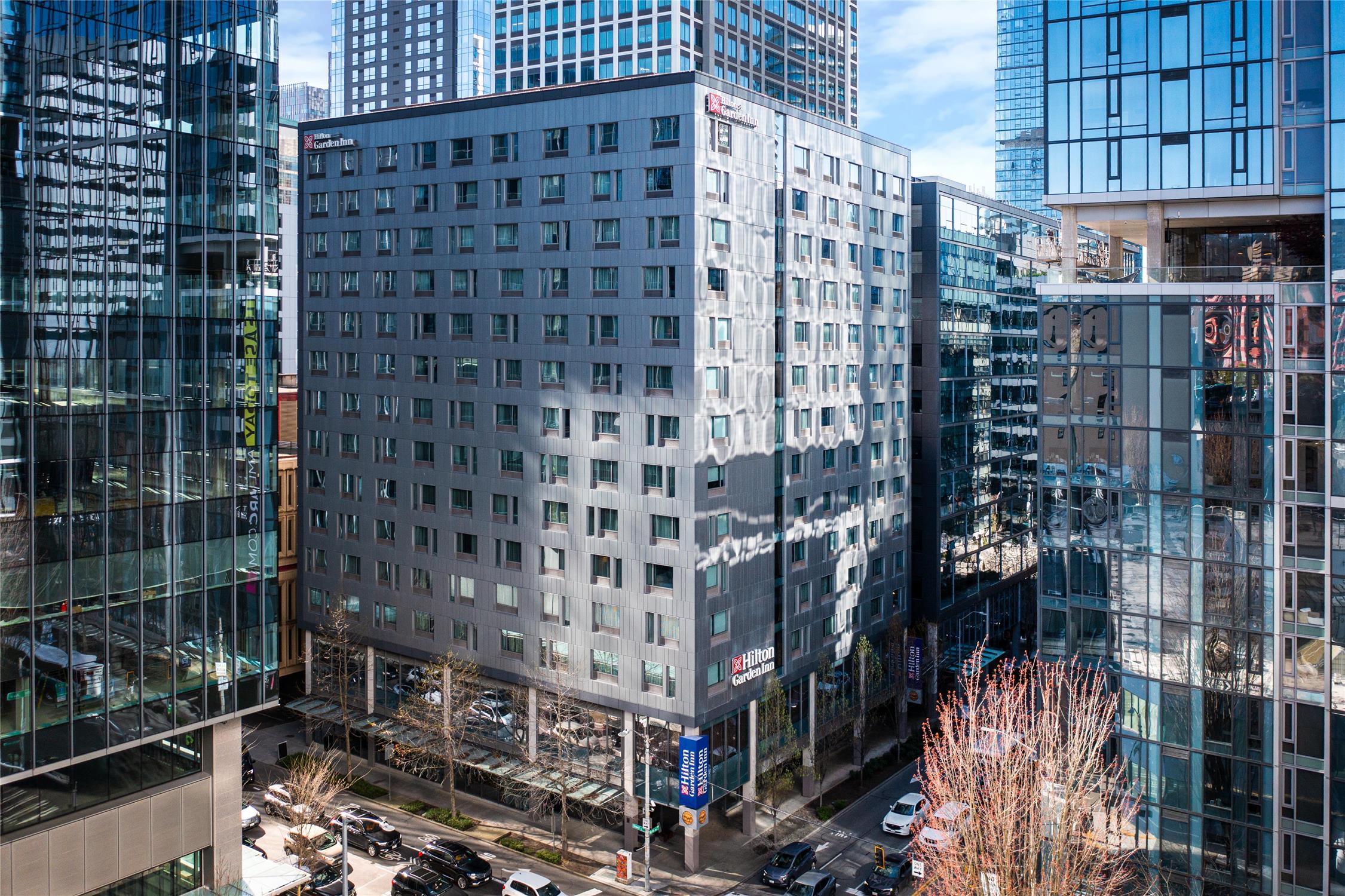 Hilton Garden Inn Seattle Downtown 2
