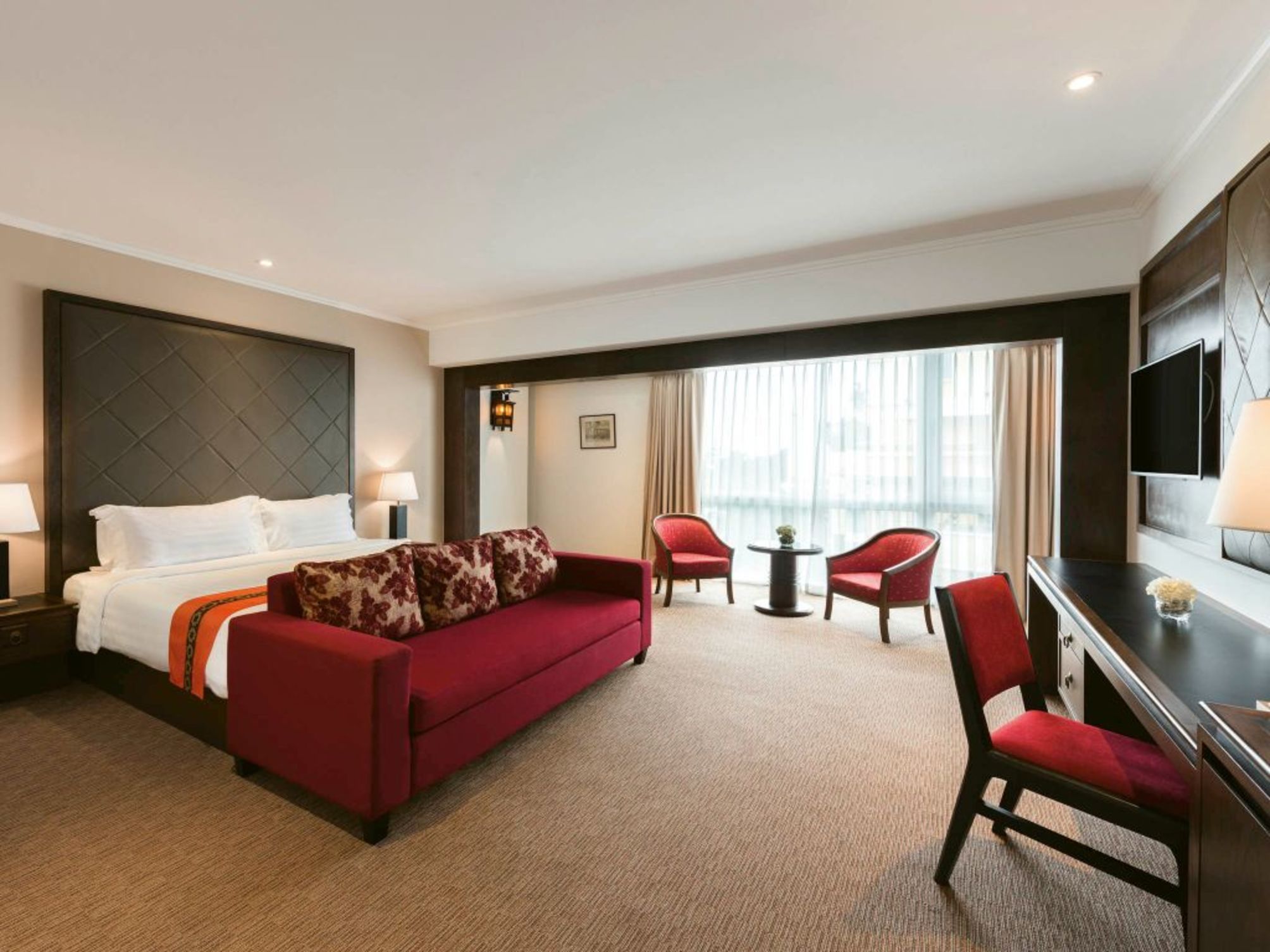 Movenpick Suriwongse Hotel Chiang Mai 1