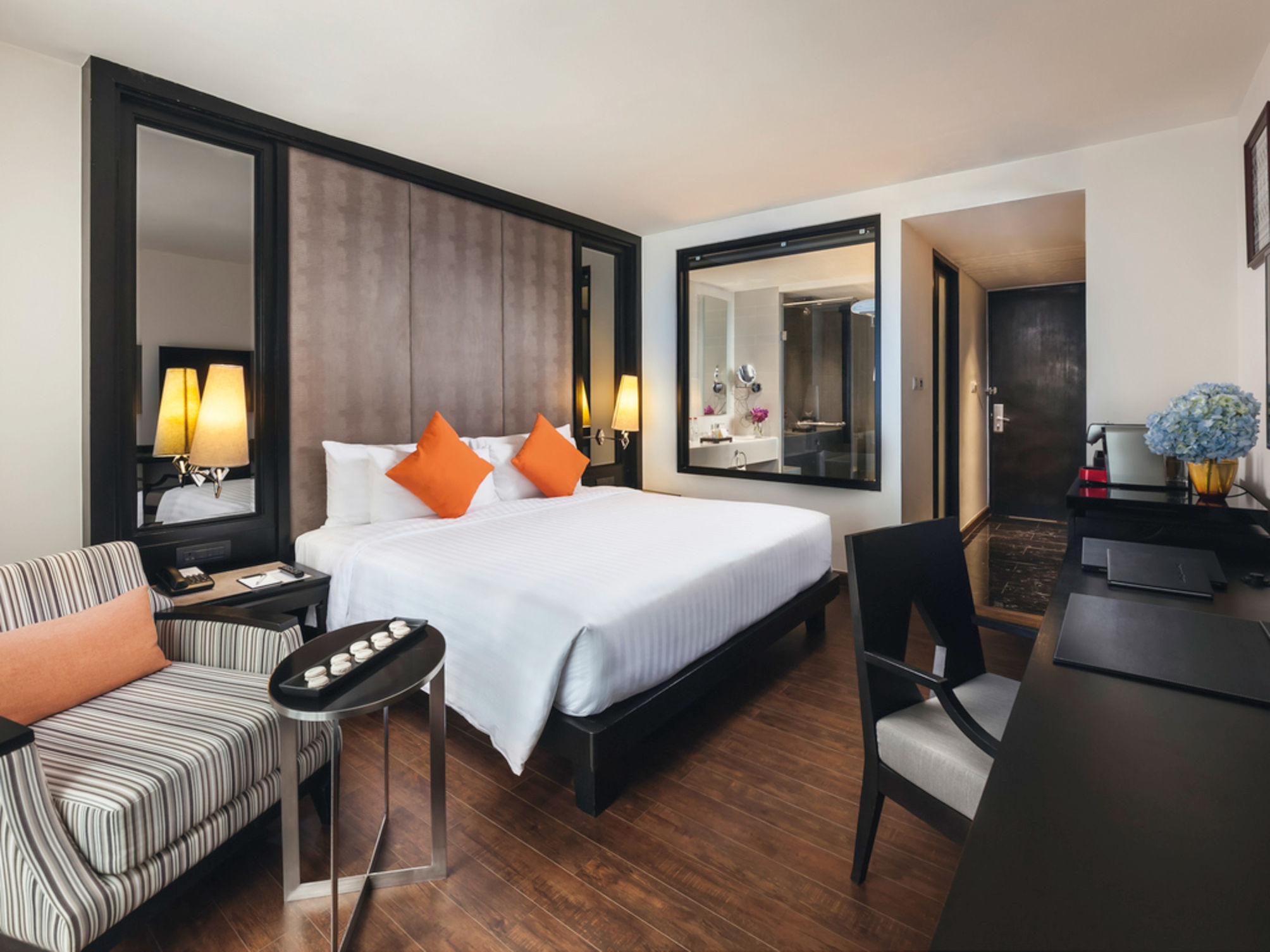 Movenpick Hotel Sukhumvit 15 Bangkok 2