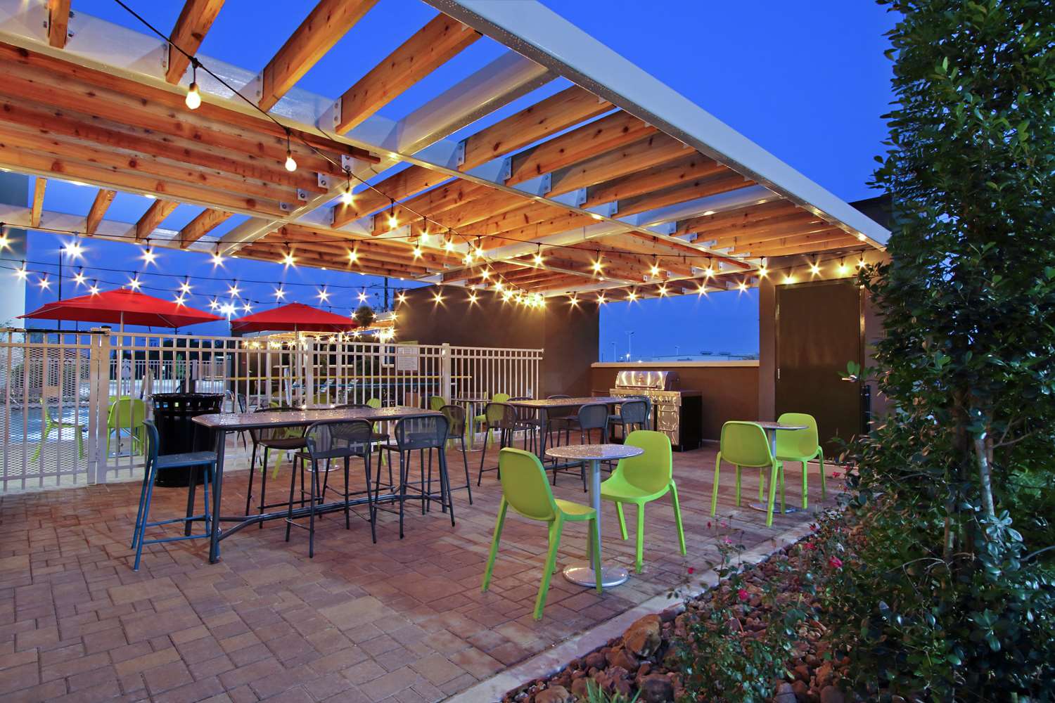 Home2 Suites By Hilton Port Arthur 2