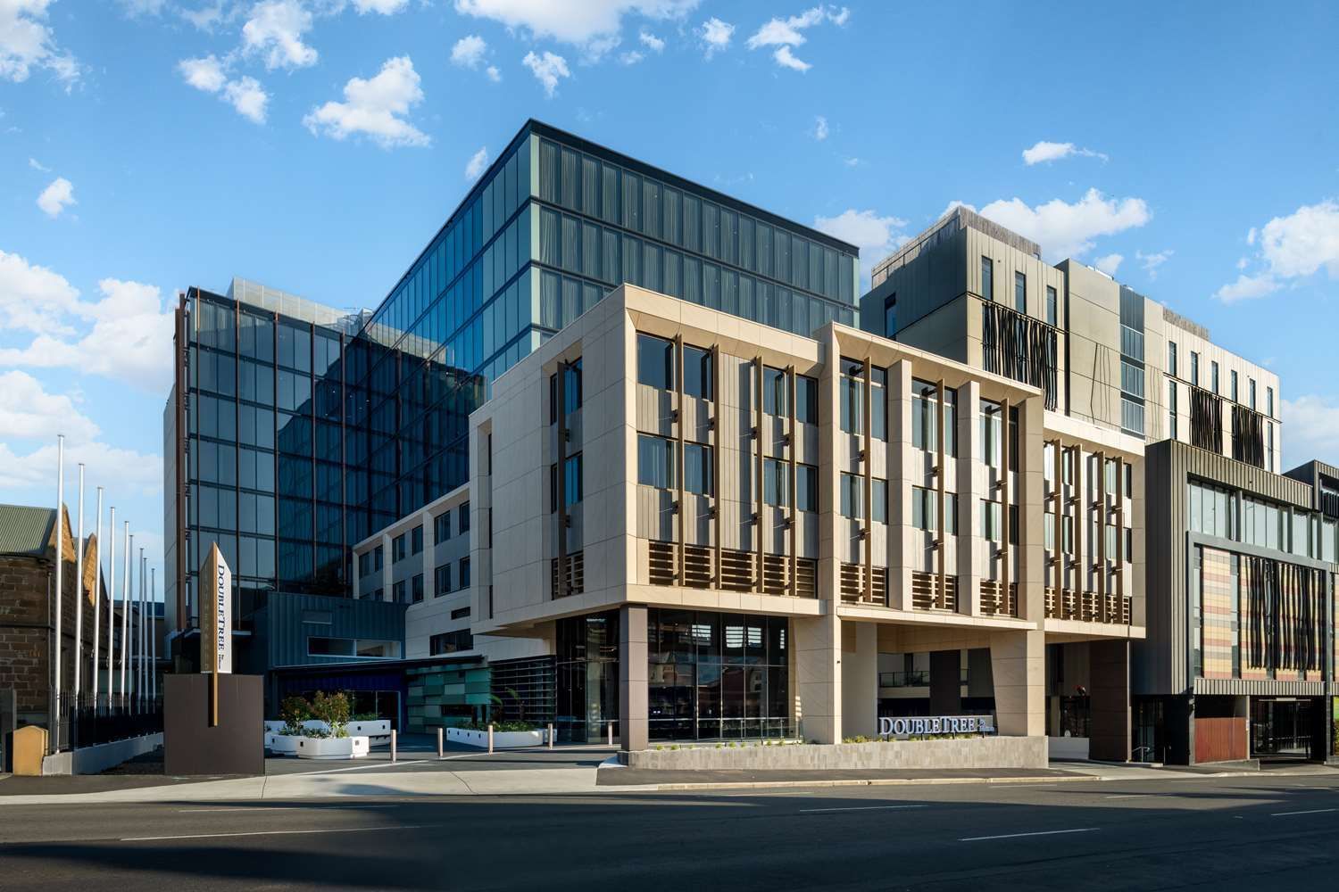 DoubleTree by Hilton Hobart 2