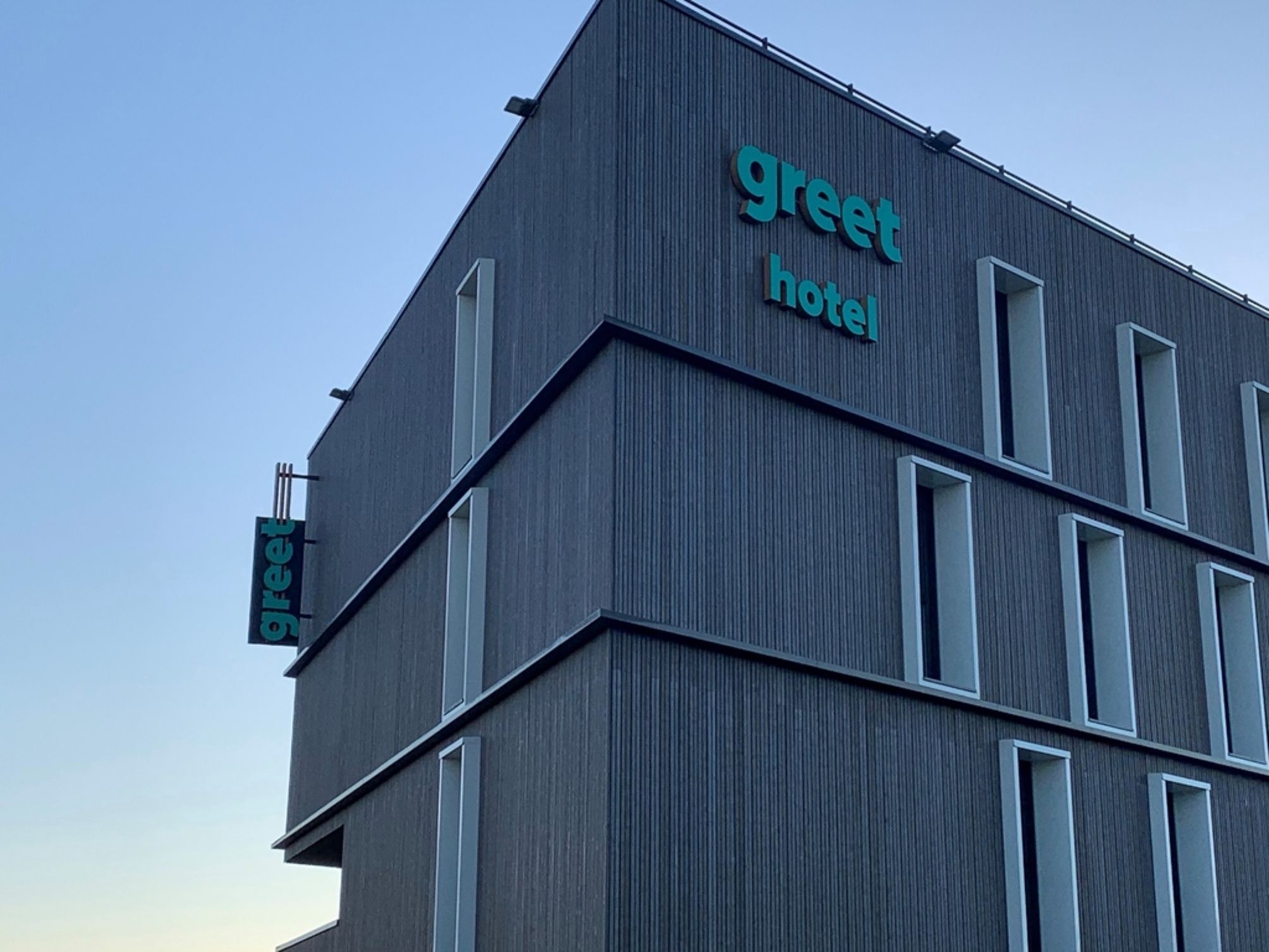 greet Hotel Rennes Pace 2