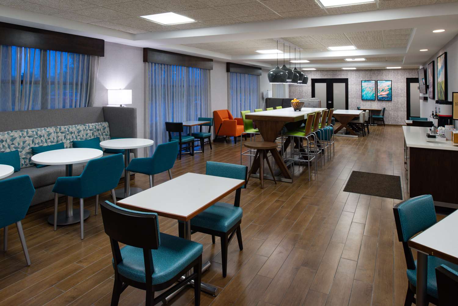Hampton Inn Laporte 1