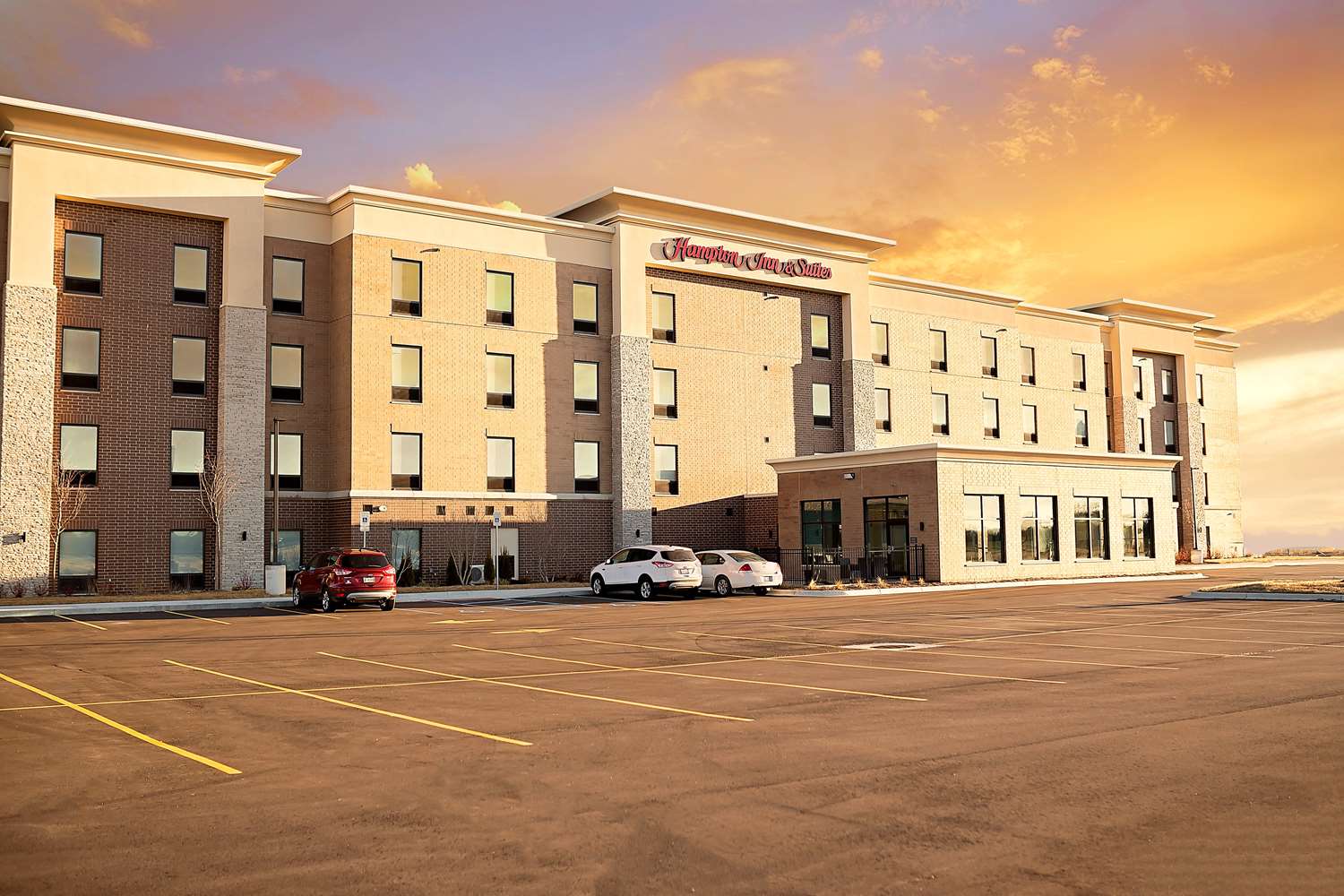Hampton Inn and Suites Dundee 2