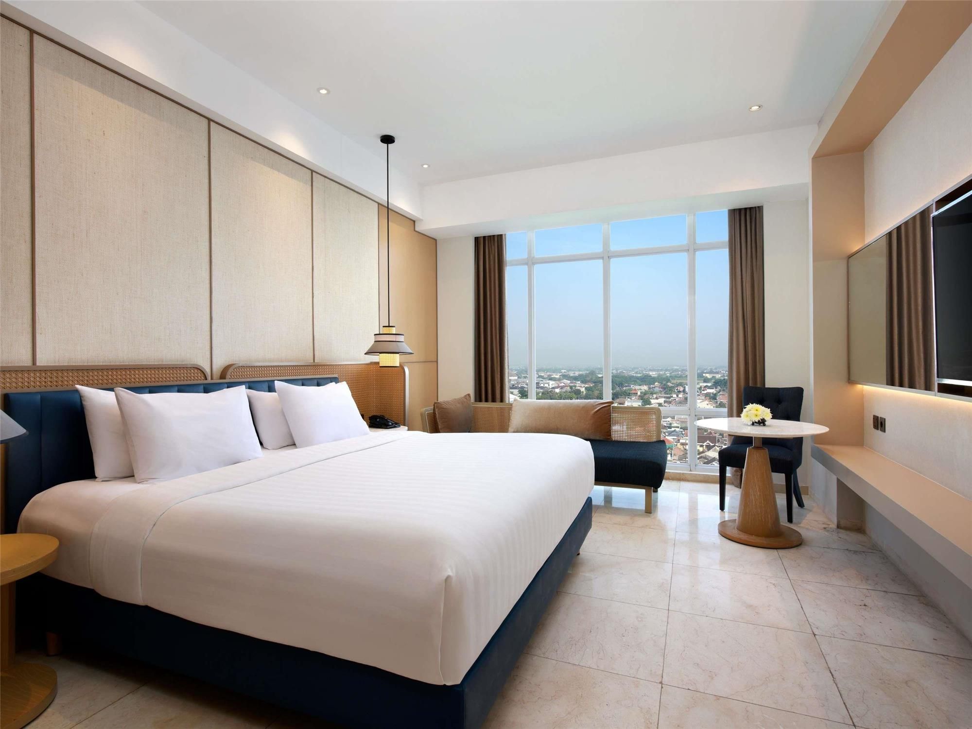 Grand Mercure Solo Baru 1
