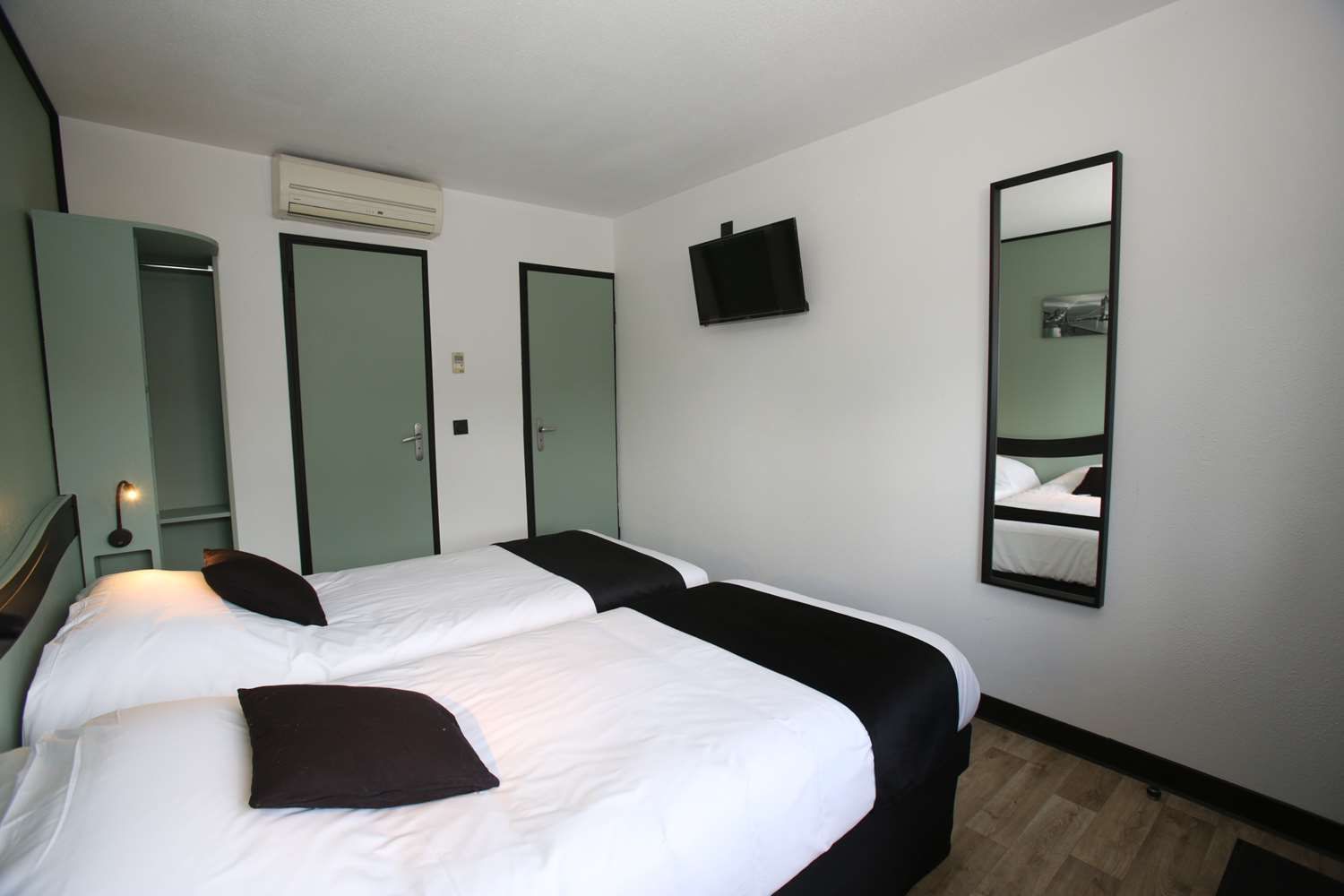 Enzo Hotels Chartres Mainvilliers 2