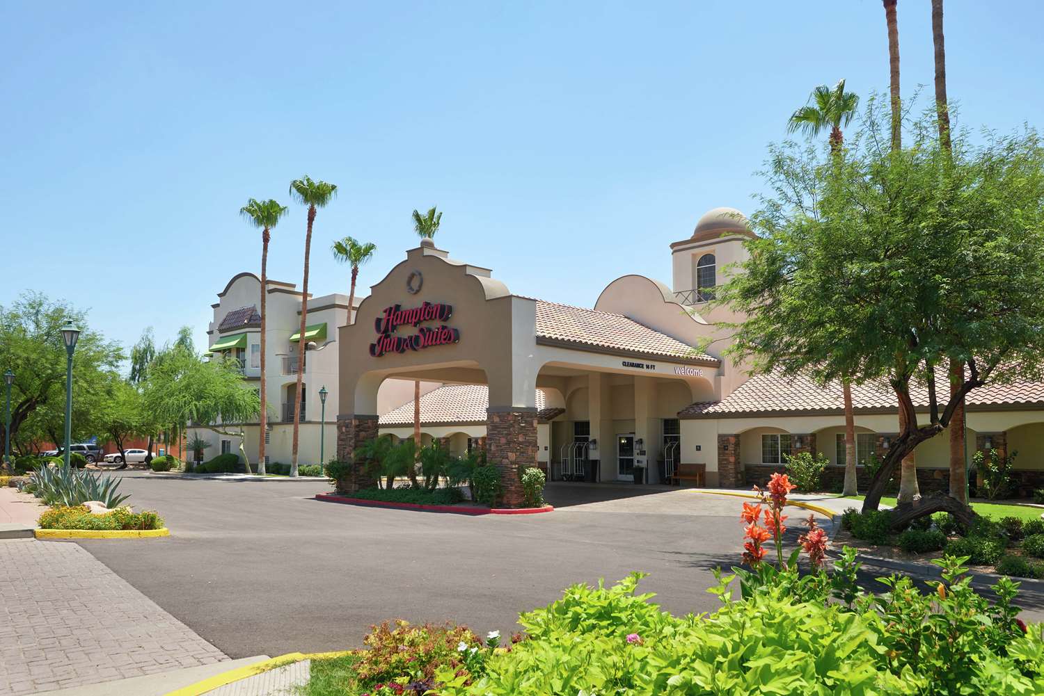 Hampton Inn & Suites Phoenix/Scottsdale 1