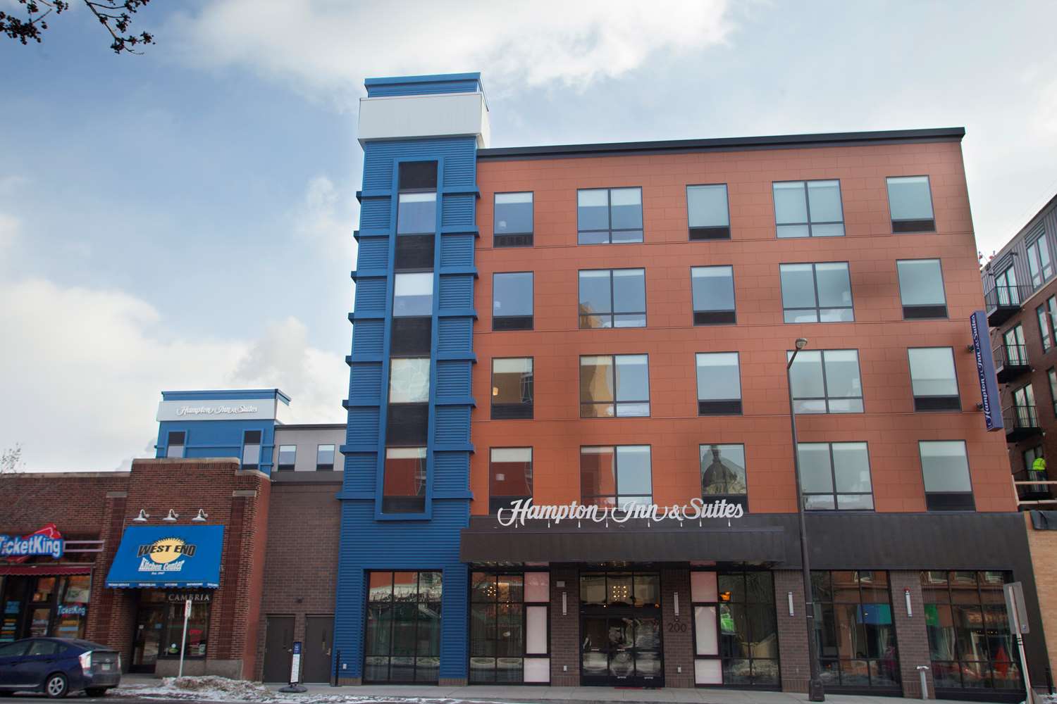 Hampton Inn & Suites St. Paul Downtown 2