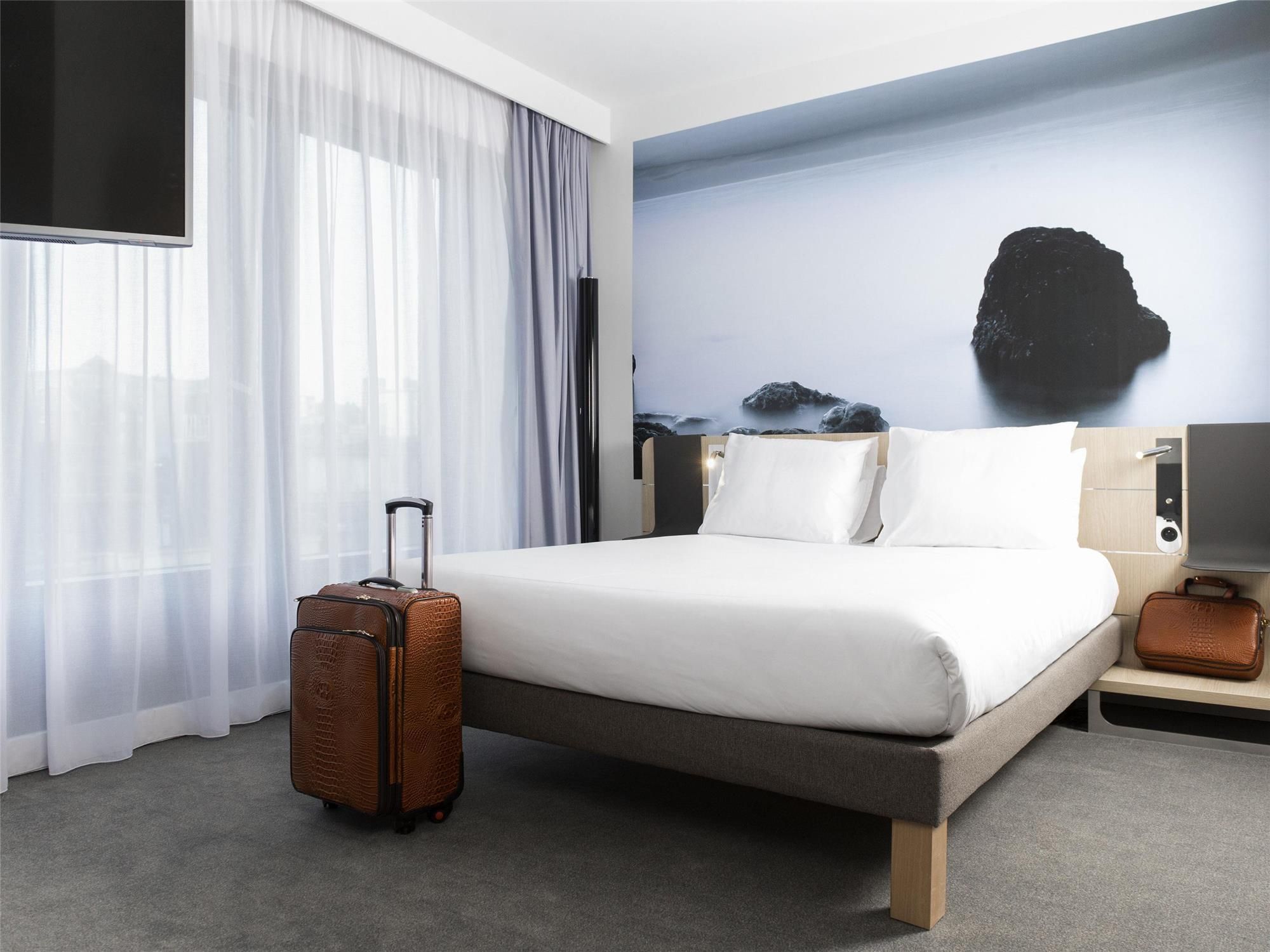 Supérieur(e) Chambre