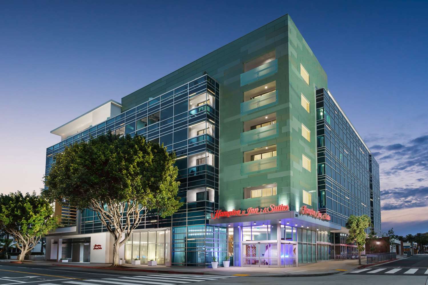 Hampton Inn & Suites Santa Monica 1