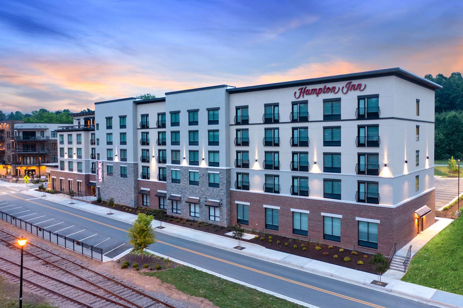 Hampton Inn Blue Ridge, GA 1