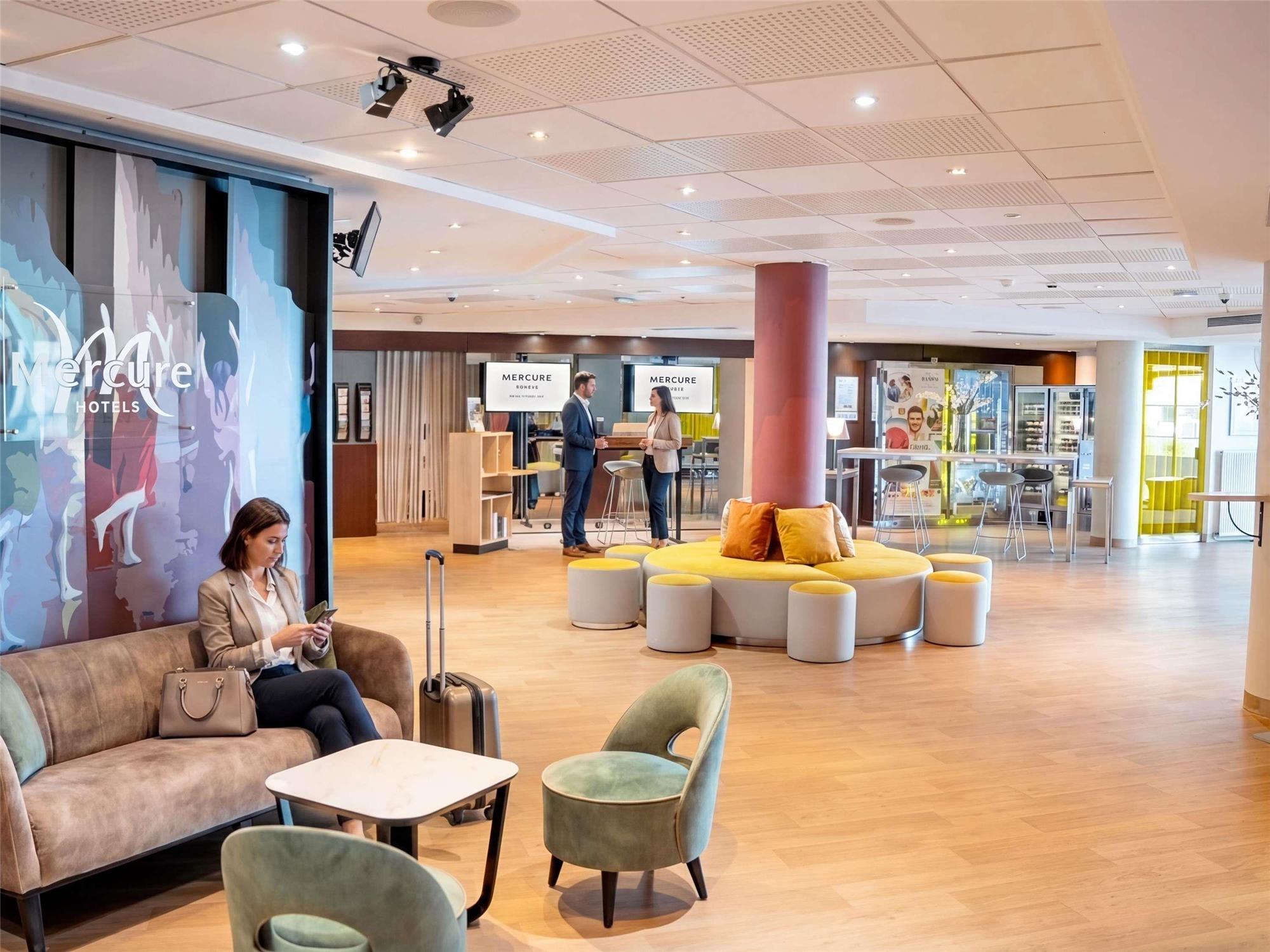 Mercure Paris Massy Gare TGV 1
