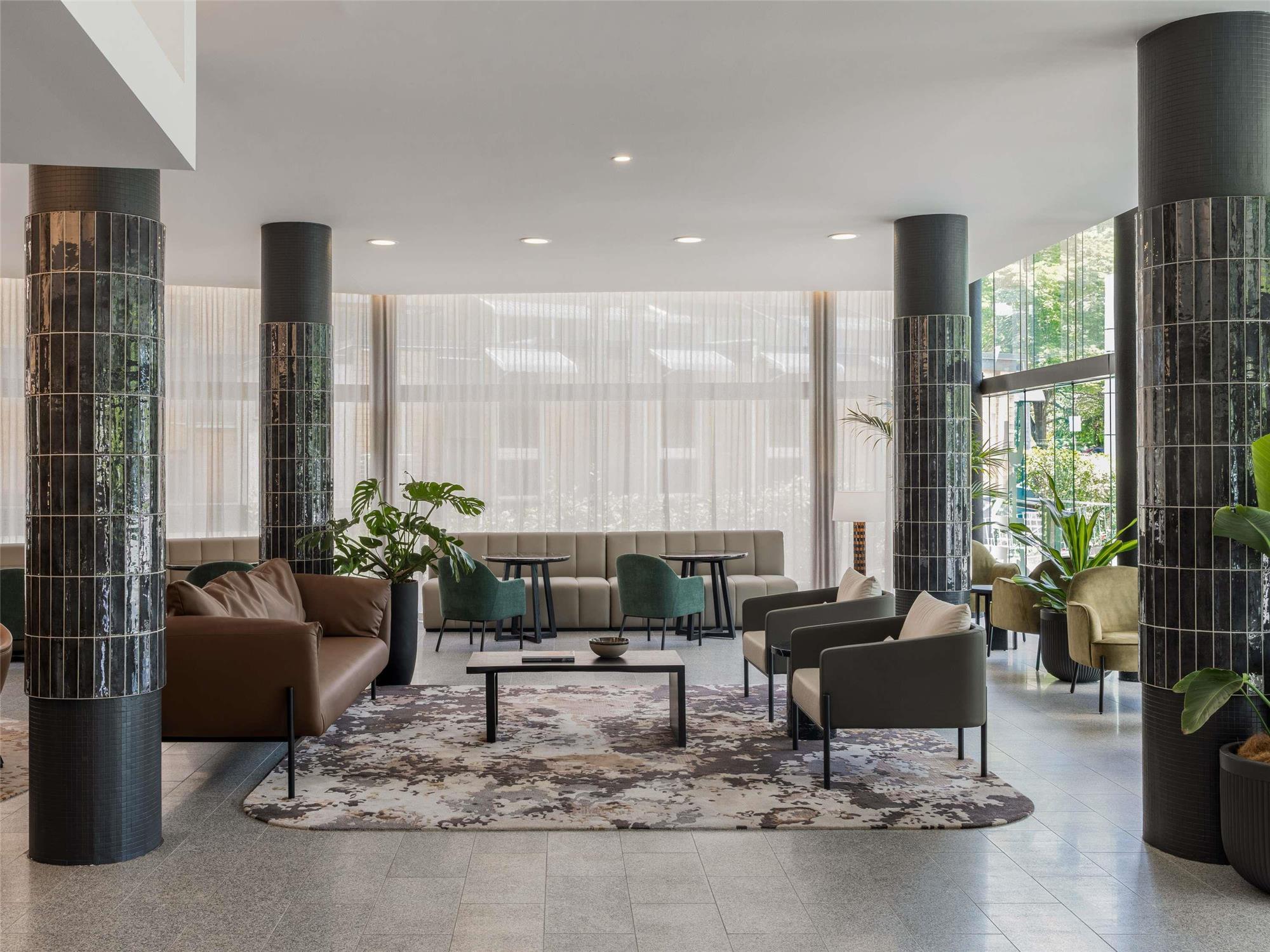 Mercure Brisbane Spring Hill 1