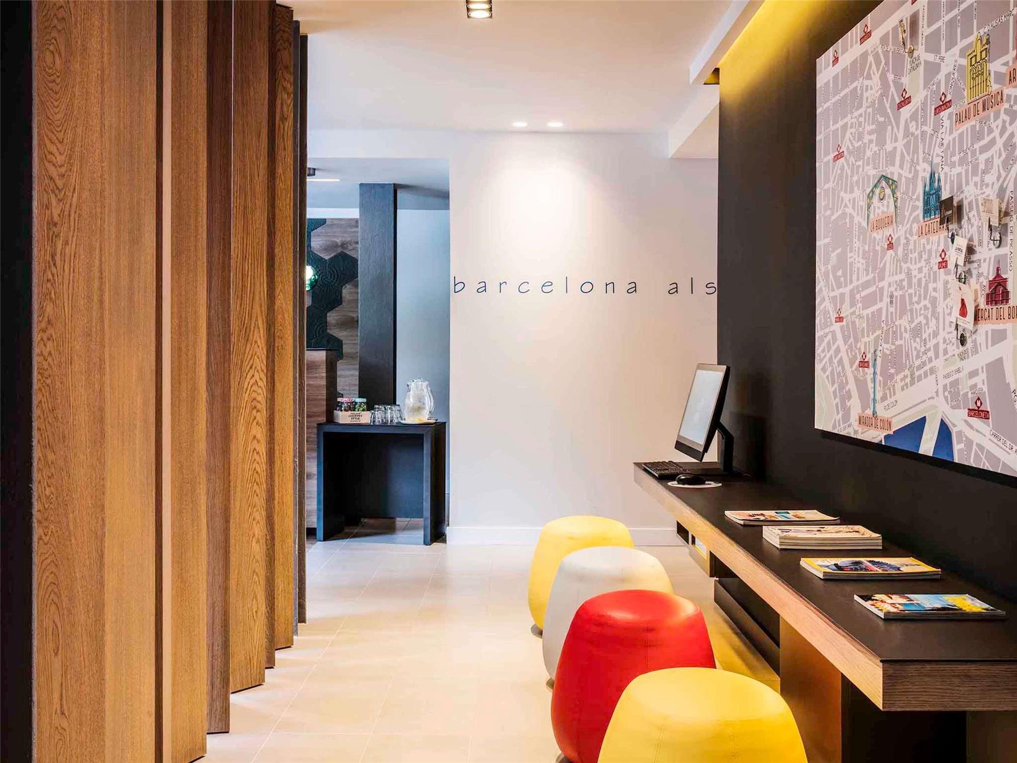 ibis Styles Barcelona Centre 2
