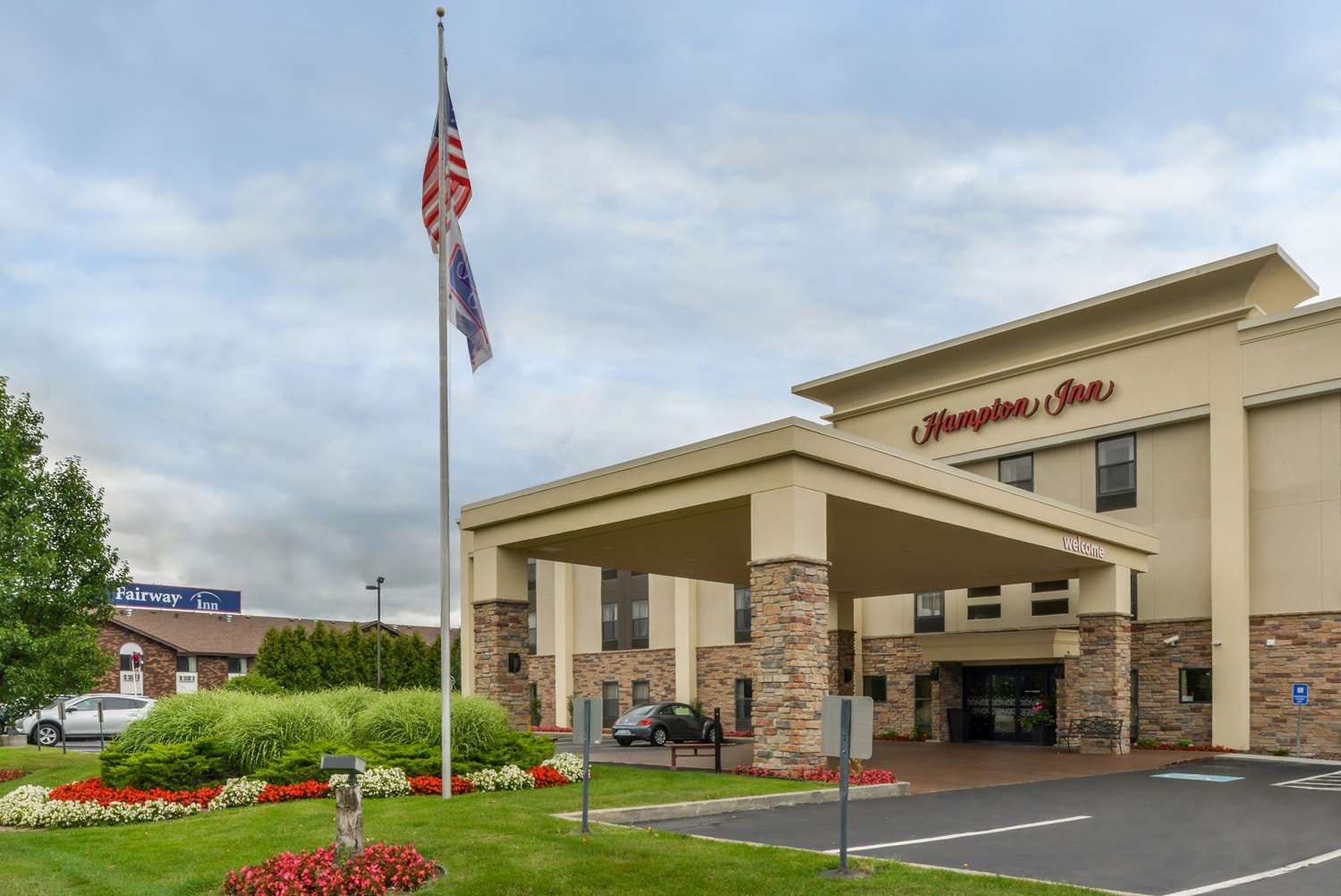 Hampton Inn Elkhart 2