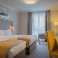 Deluxe Double & Double Room