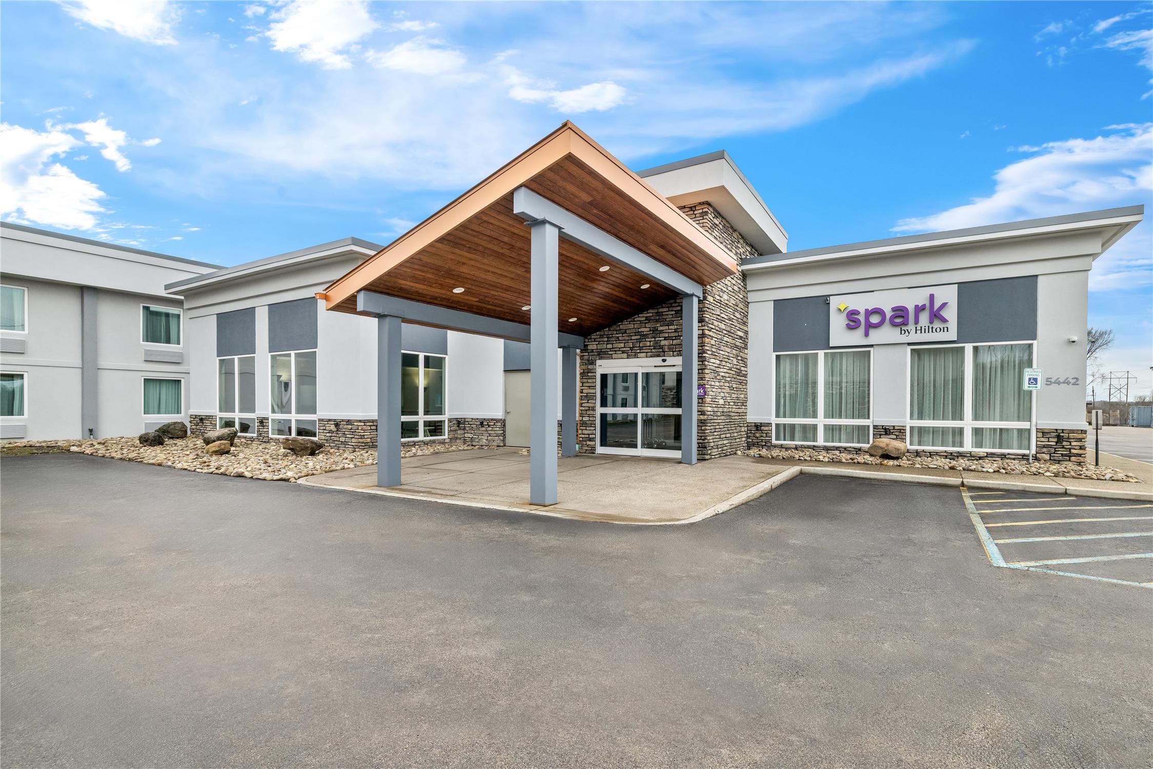 Spark By Hilton Hamburg 2