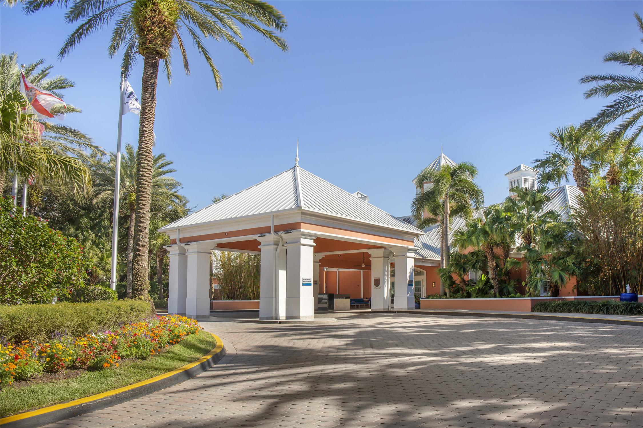 Hilton Grand Vacations at SeaWorld 2