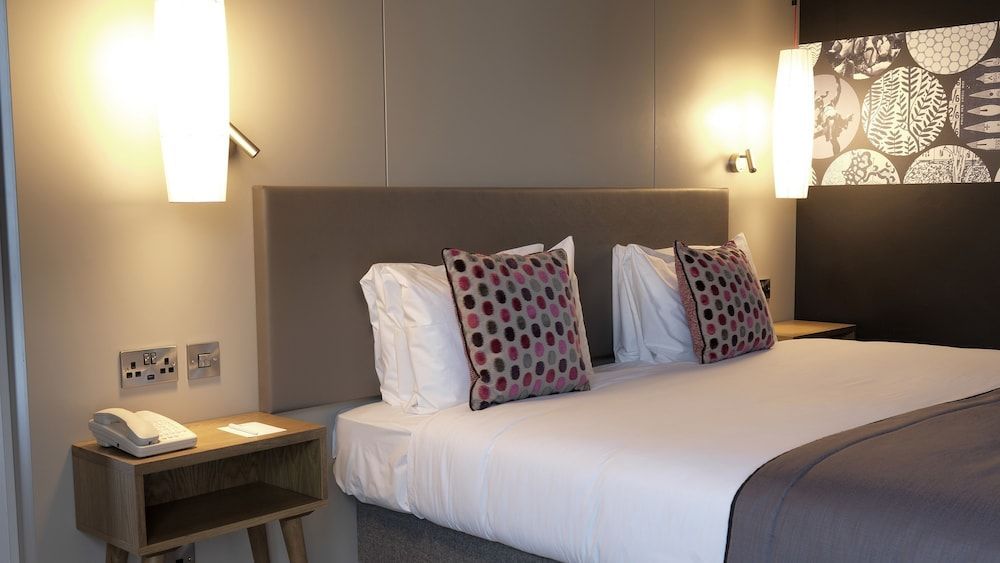 Crowne Plaza STRATFORD UPON AVON by IHG 2