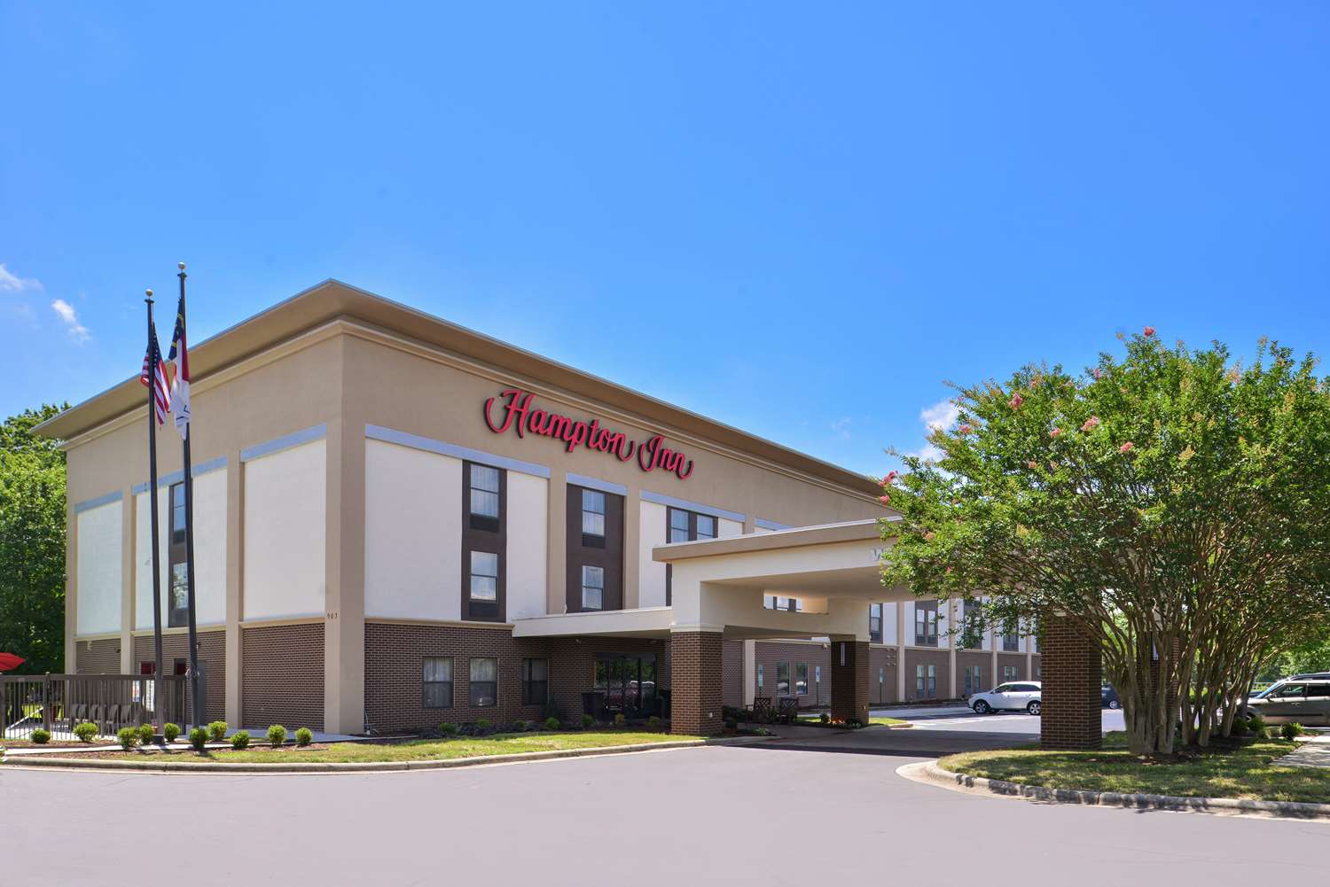 Hampton Inn Greensboro-East 2