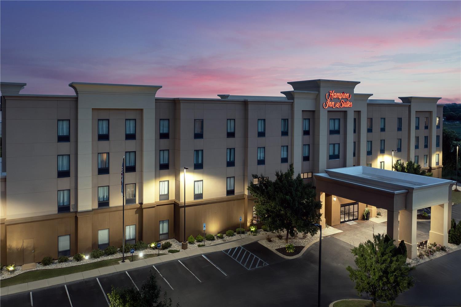 Hampton Inn & Suites Tupelo/Barnes Crossing 2