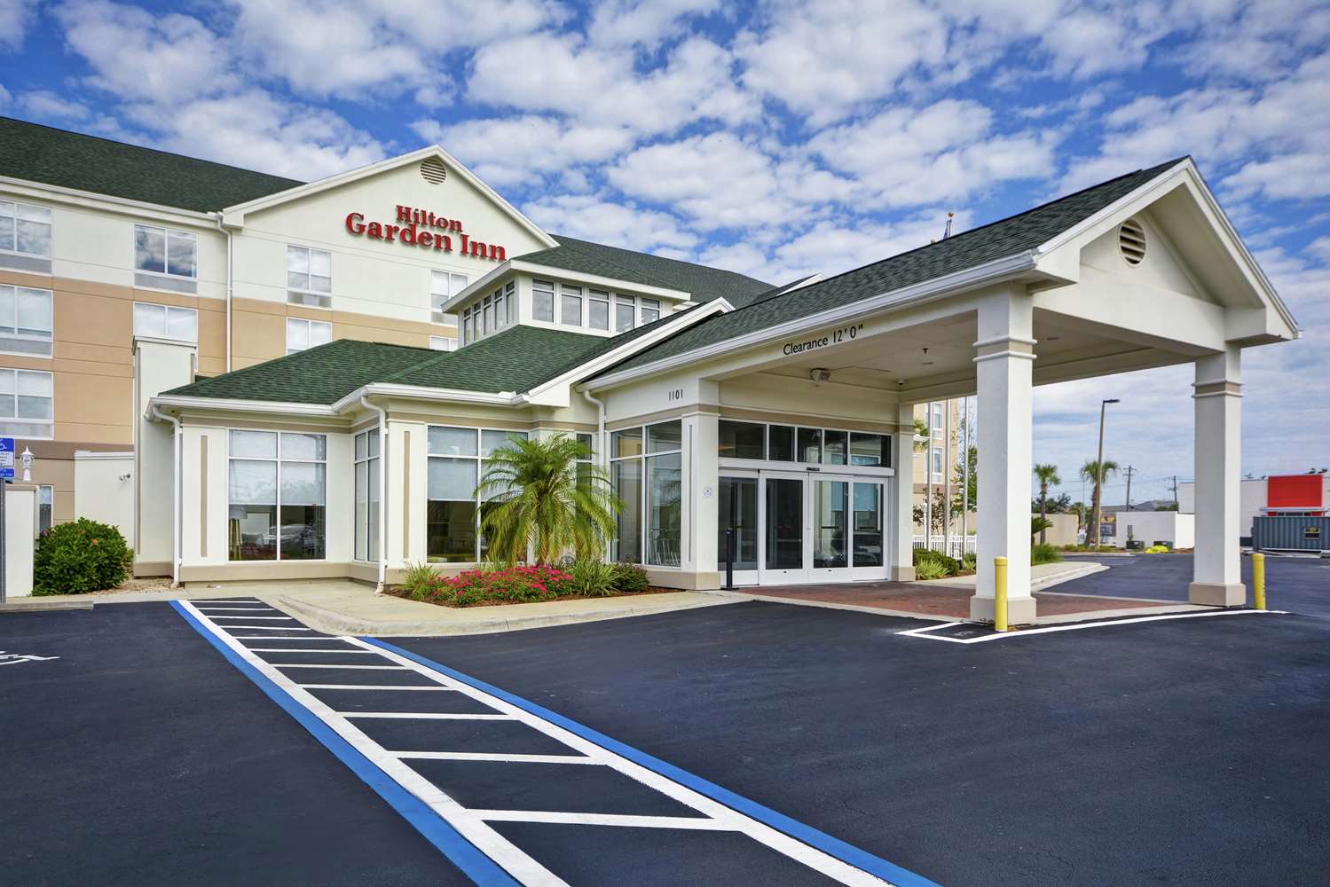 Hilton Garden Inn Panama City 2
