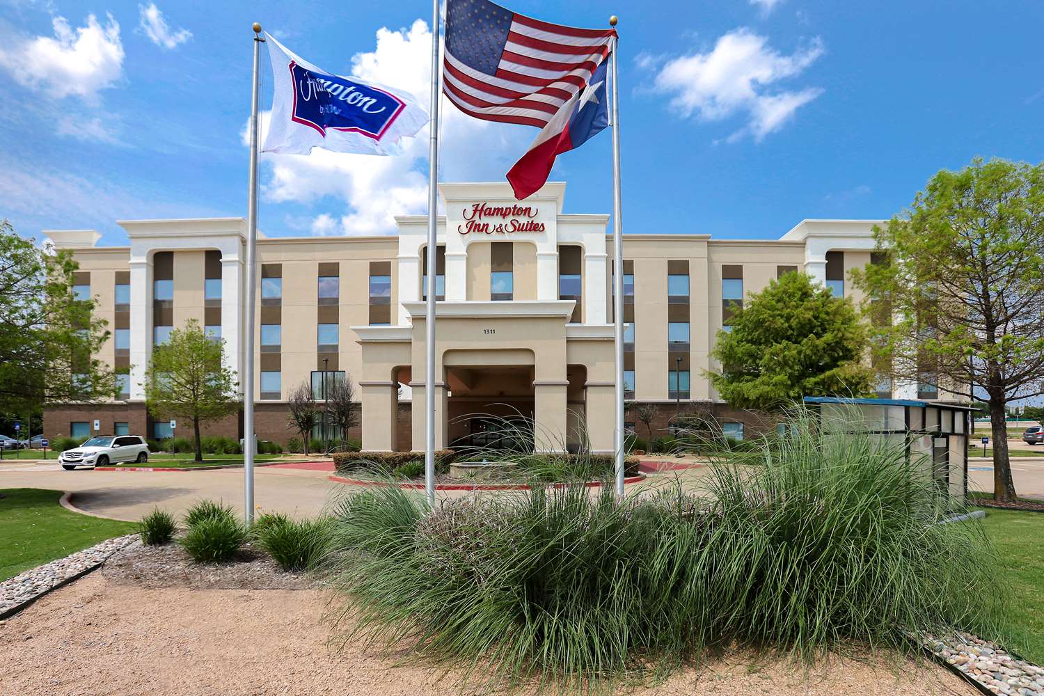 Hampton Inn & Suites Dallas-DeSoto 2