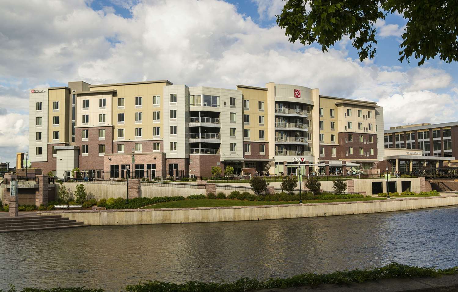 Hilton Garden Inn Sioux Falls Downtown 2