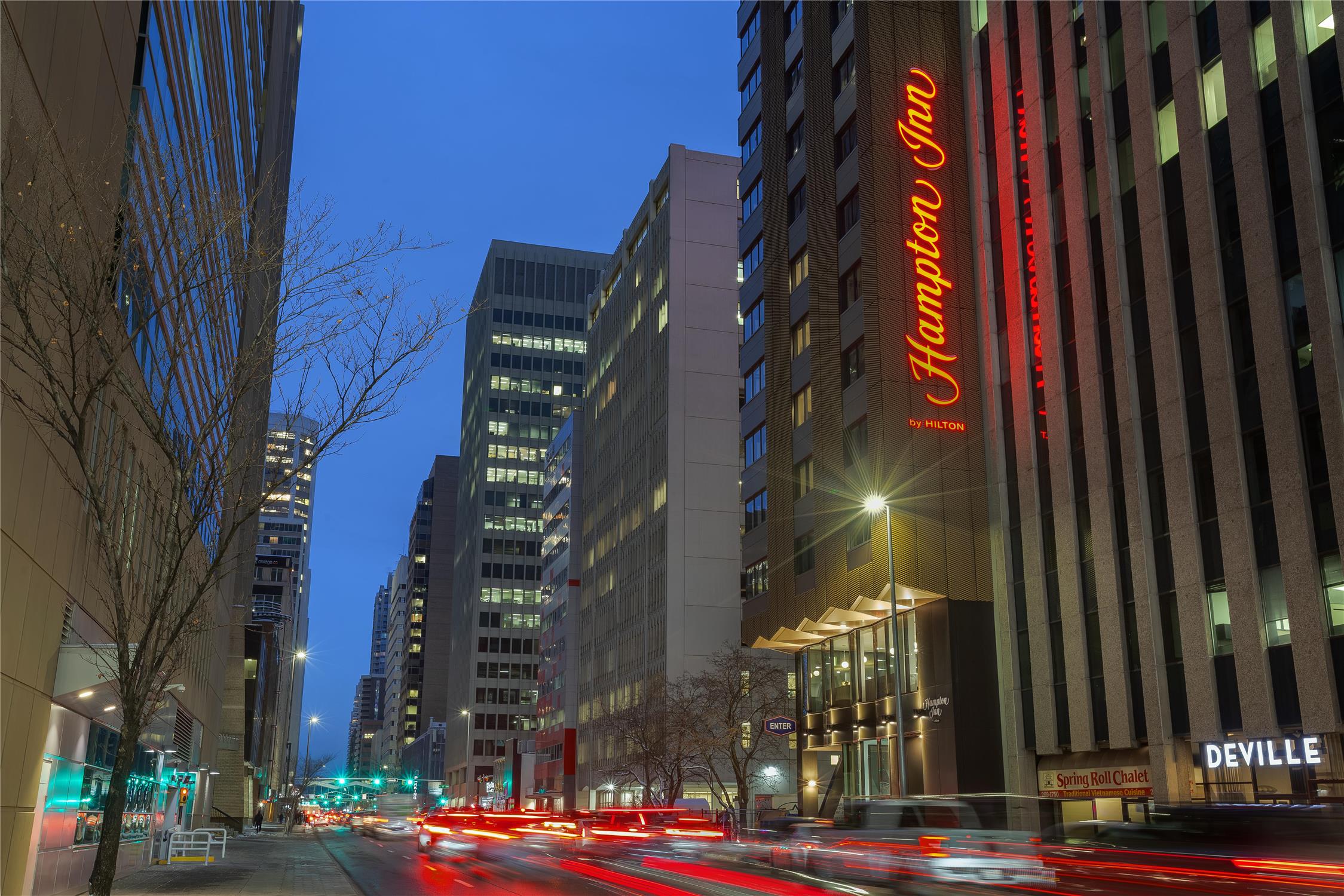 Hampton Inn By Hilton Calgary Downtown 1
