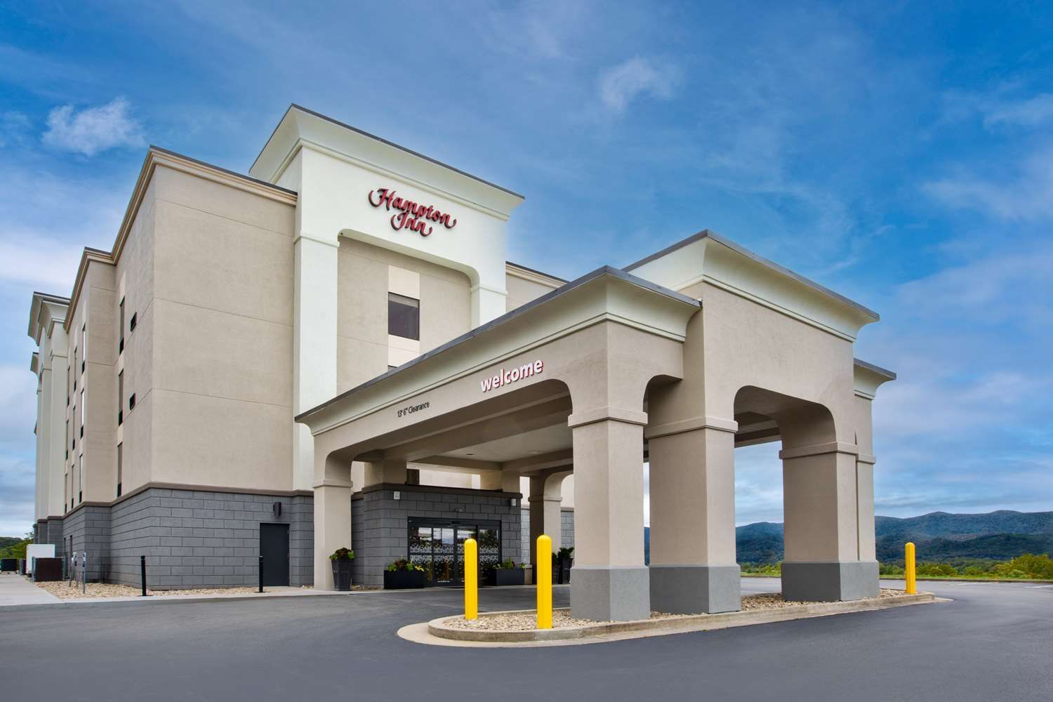 Hampton Inn Elkins 1