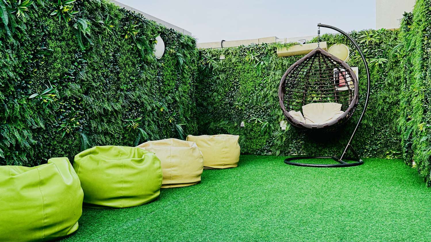Hampton By Hilton Dubai Al Barsha 2