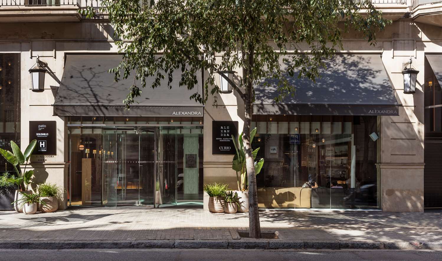 Alexandra Barcelona Hotel, Curio Collection by Hilton 2