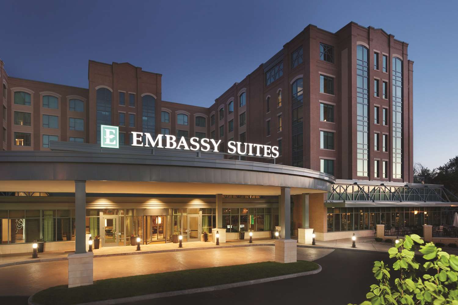 Embassy Suites Saratoga Springs 2