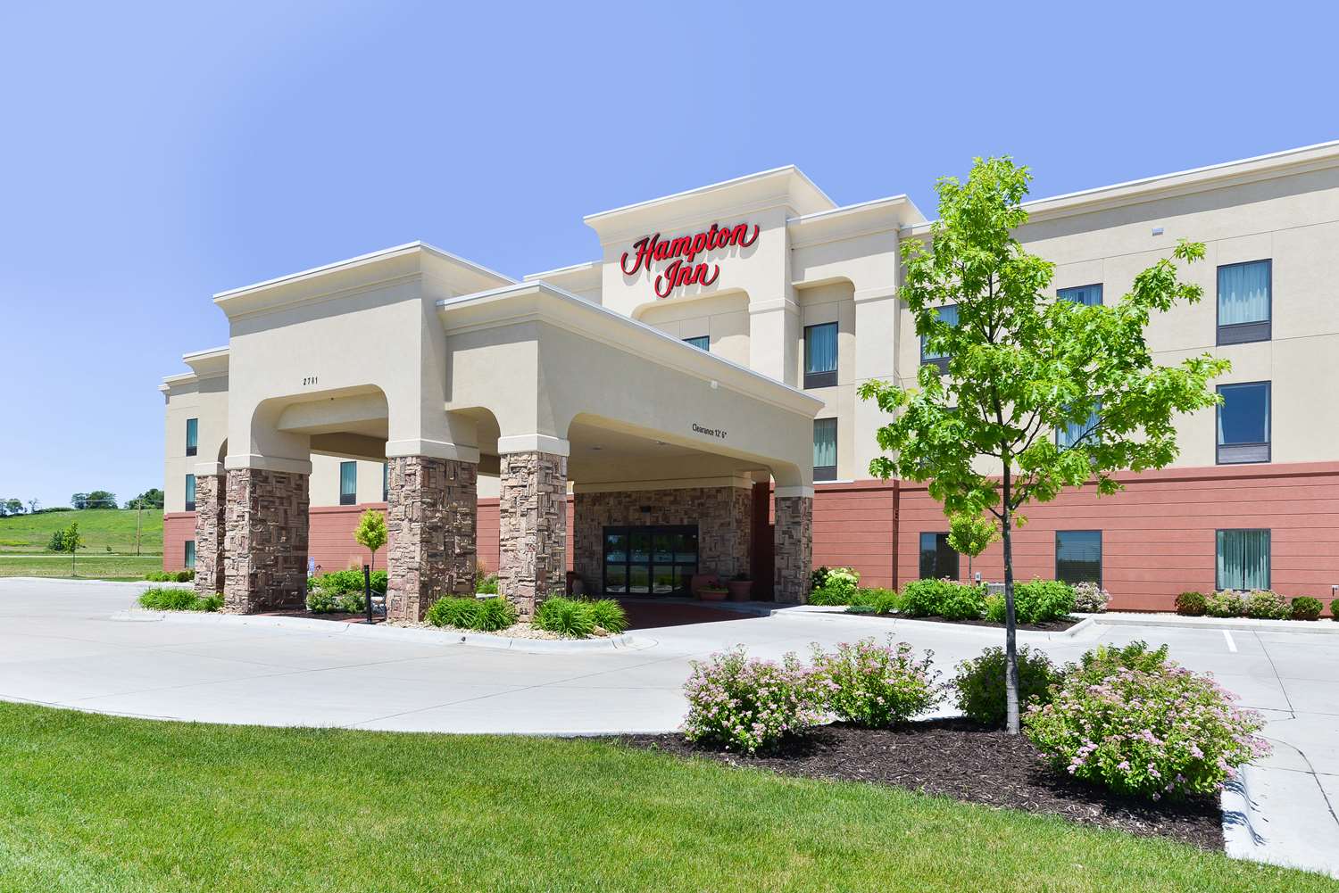 Hampton Inn Clinton, IA 2