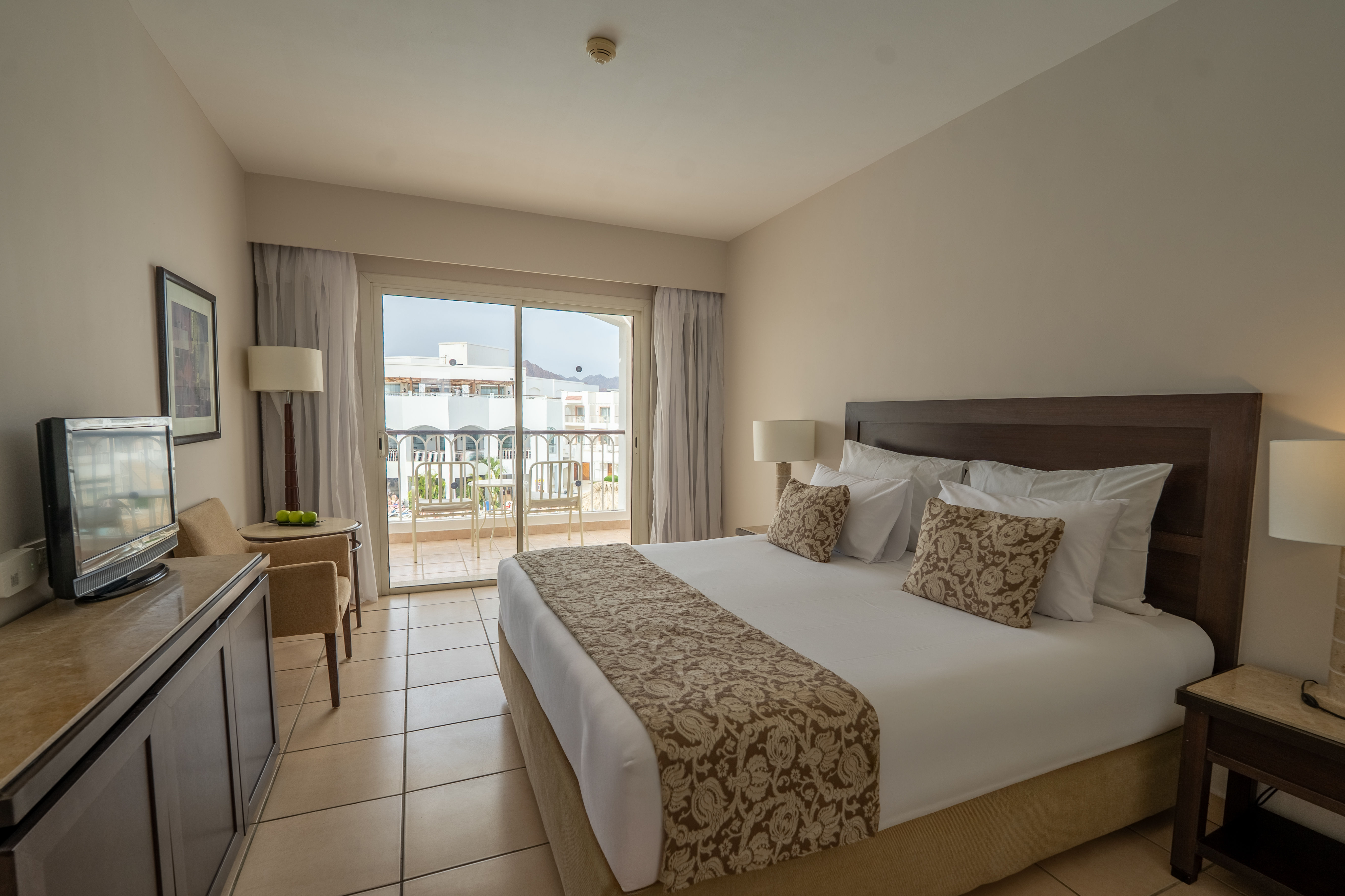 Superior Zimmer mit Poolblick