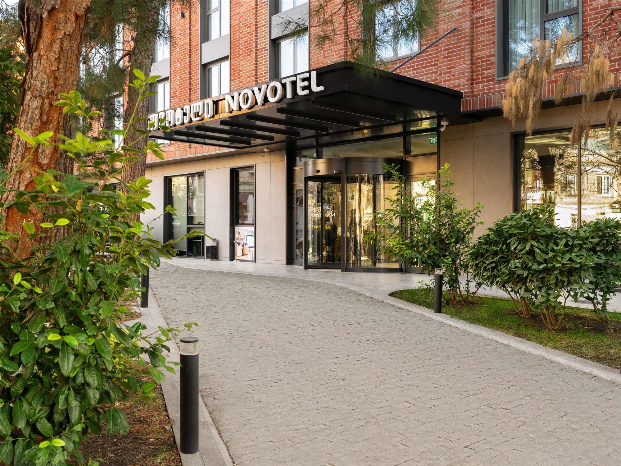 Novotel Tbilisi Center 1