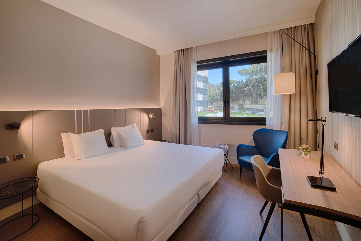 Supérieur(e) Chambre
