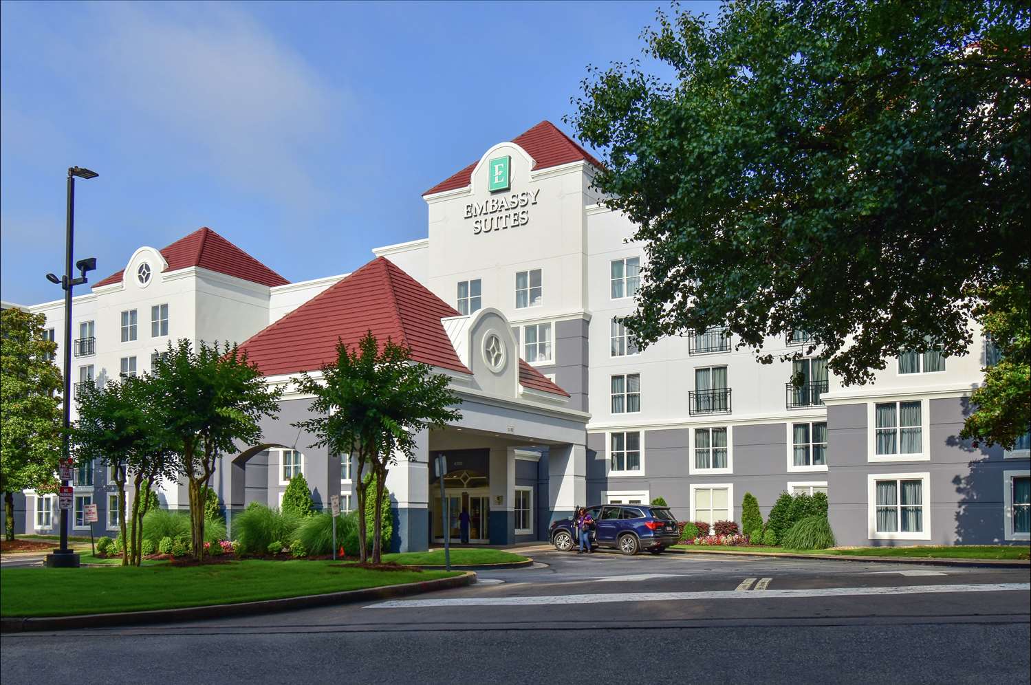 Embassy Suites by Hilton Atlanta-Airport 2