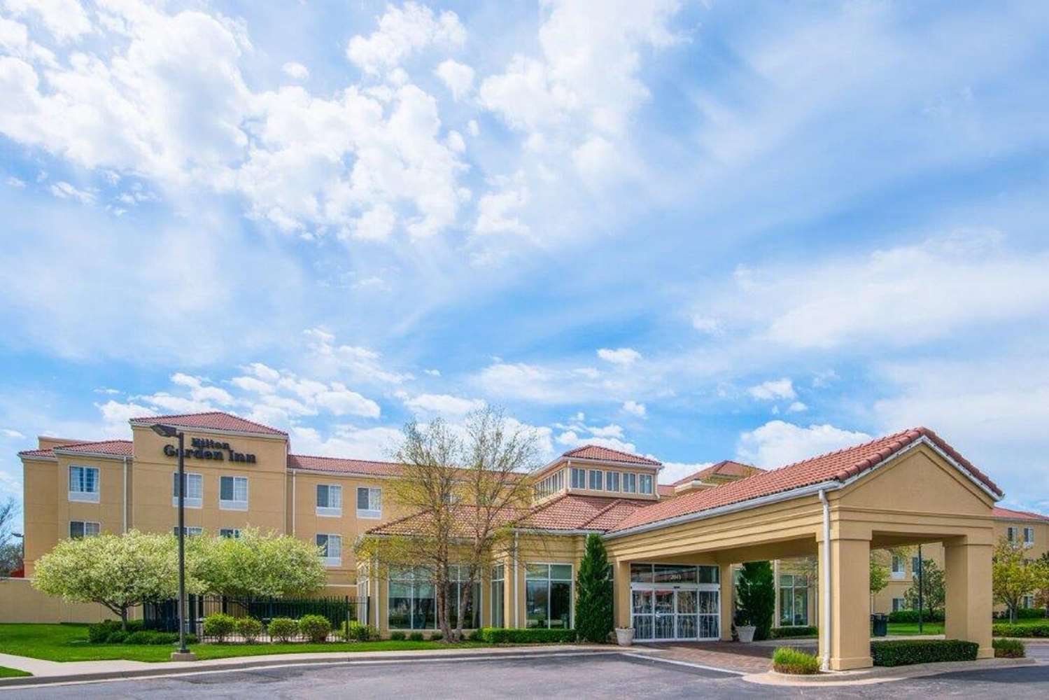 Hilton Garden Inn Wichita 1
