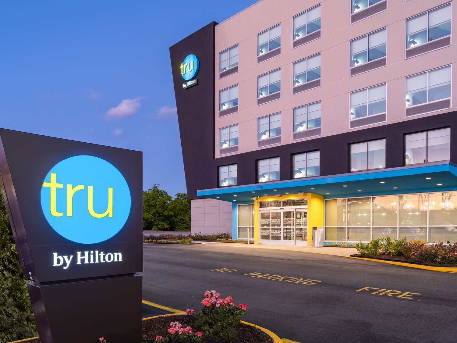 Tru By Hilton Chesapeake- Greenbrier 2