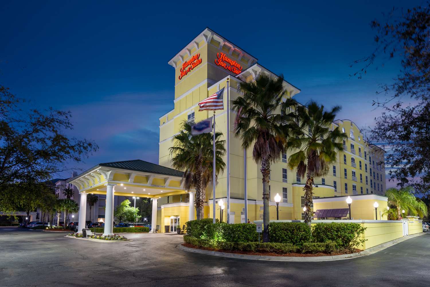 Hampton Inn & Suites Jacksonville Deerwood Park 2