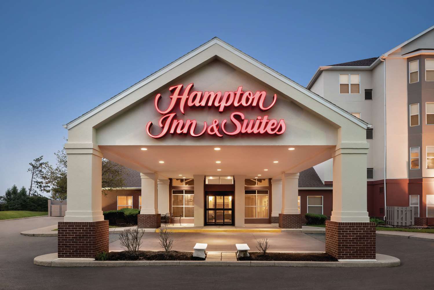 Hampton Inn & Suites Ft. Wayne-North 2