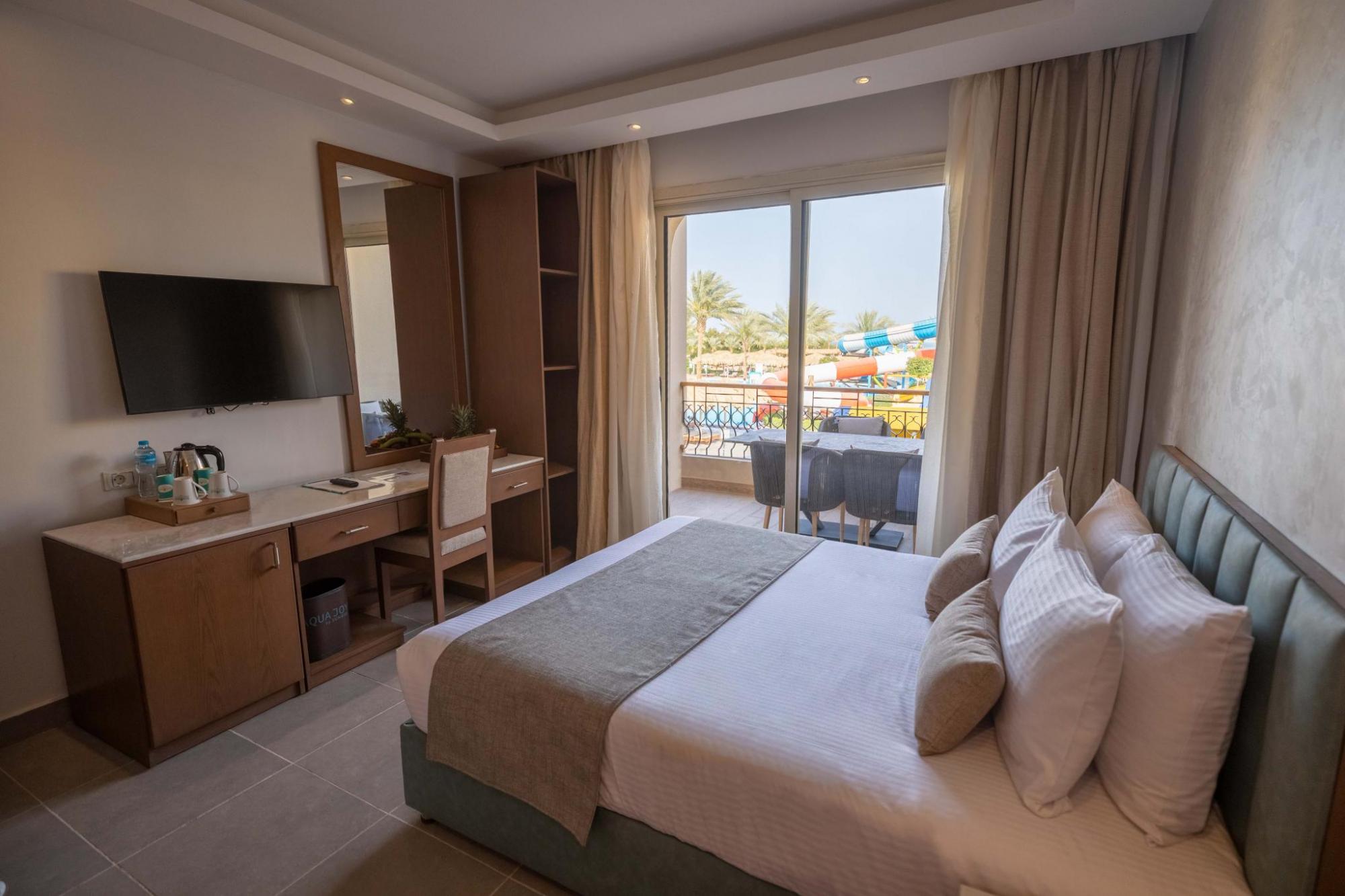Family Jacuzzi Suite Triple