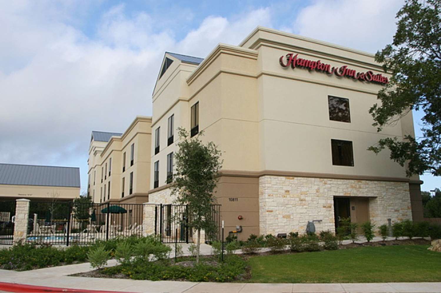 Hampton Inn & Suites Austin Cedar Park-Lakeline 2