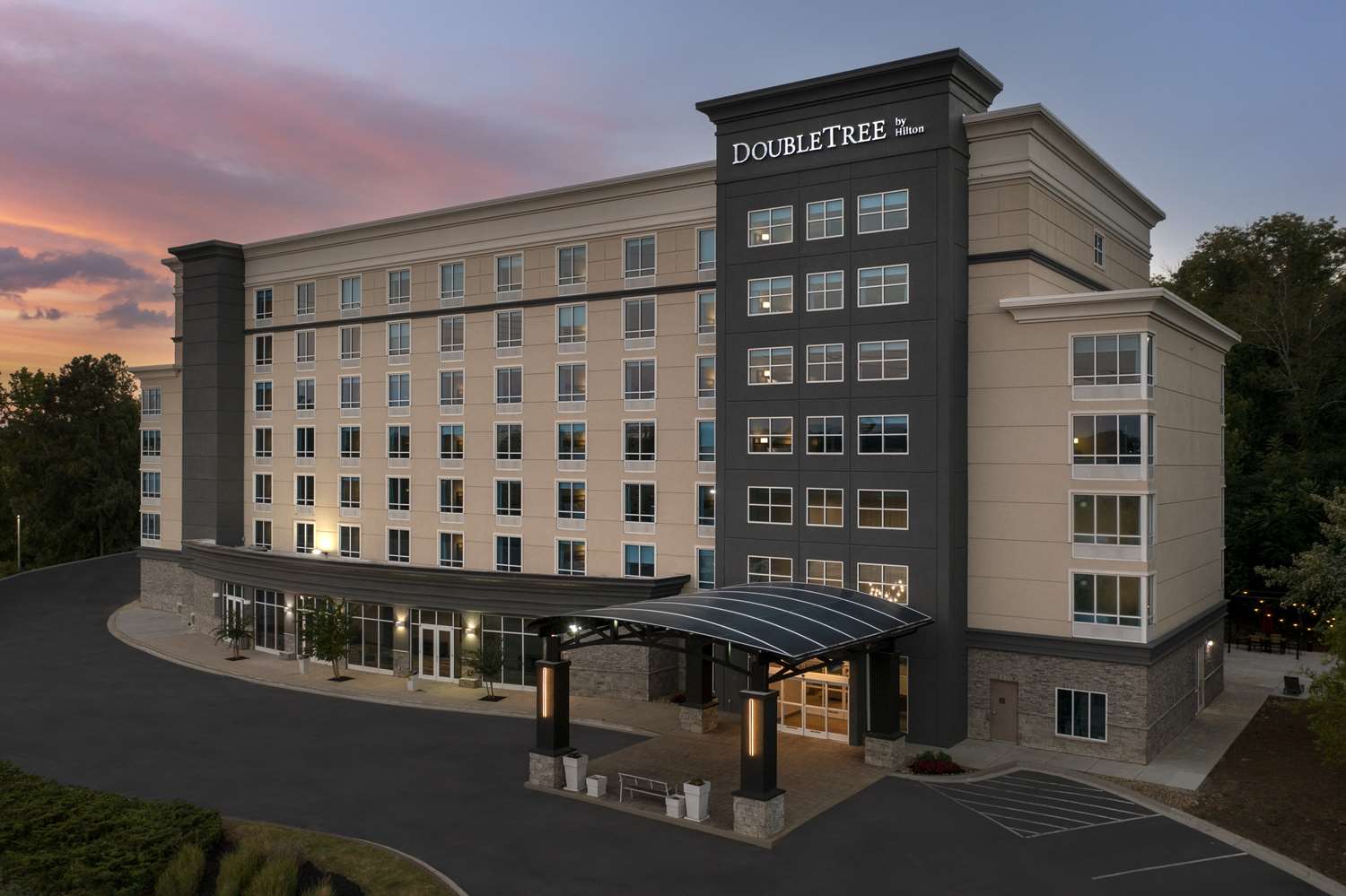 Doubletree by Hilton Chattanooga Hamilton Place 2